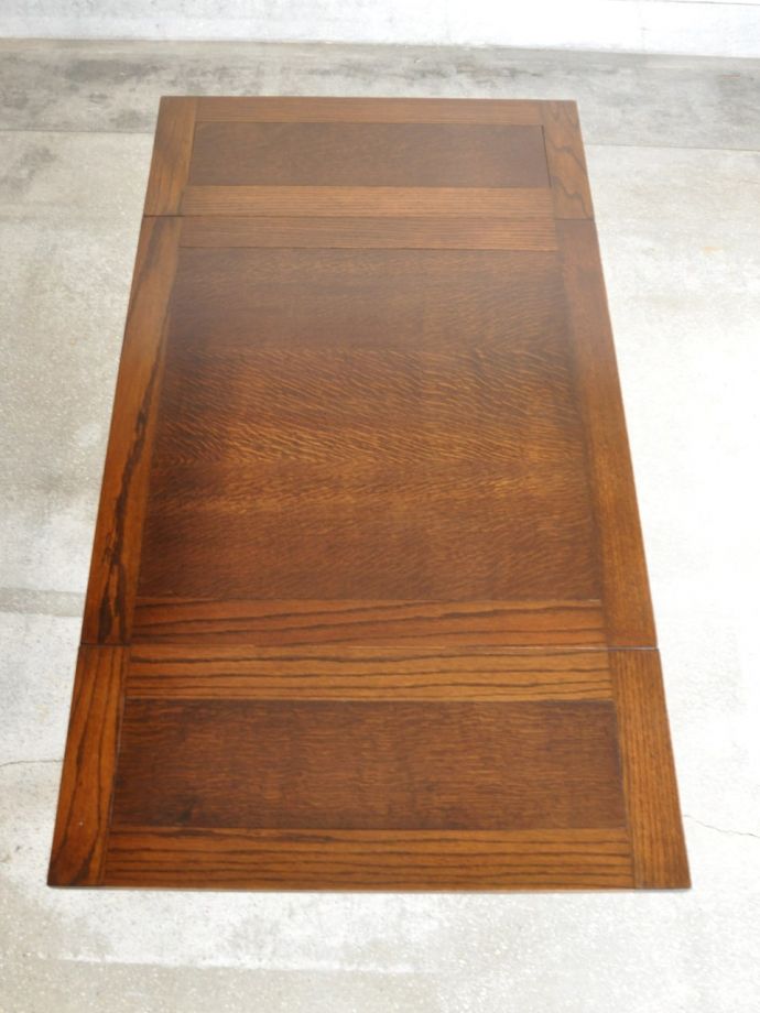 伸長式テーブルの天板