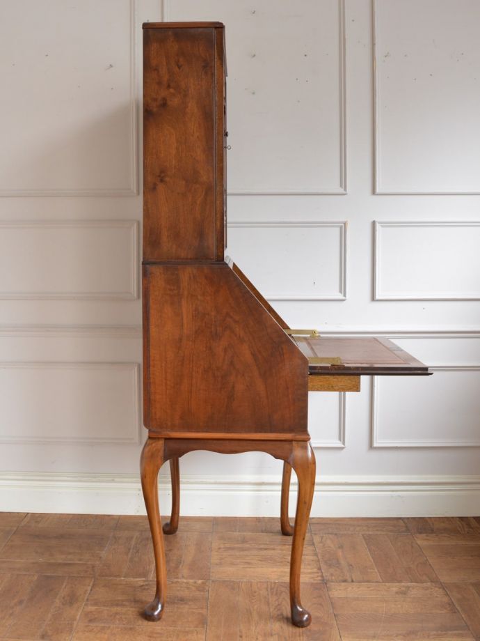 ビューローの側面