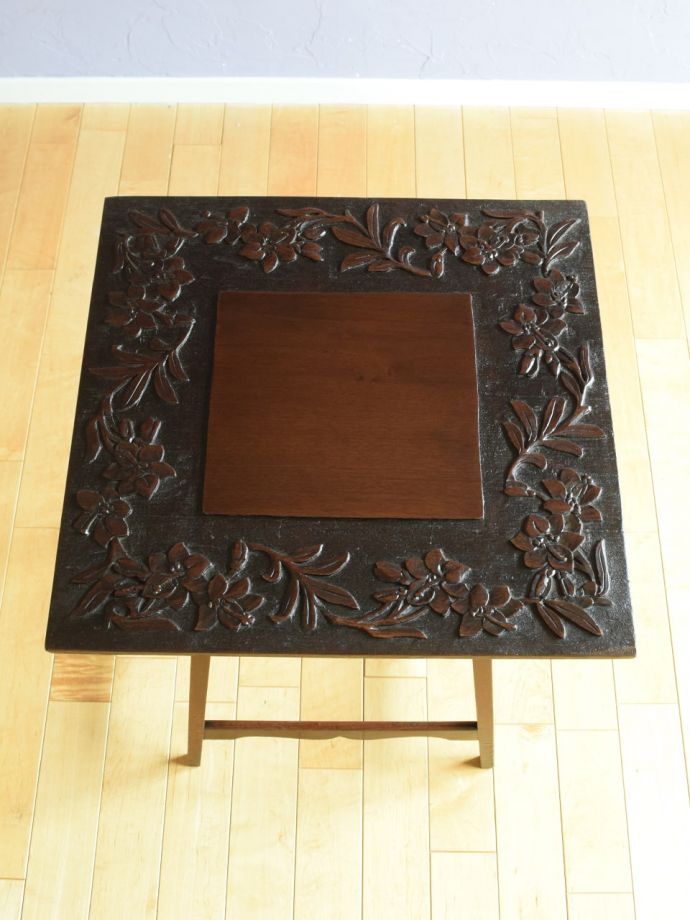 オケージョナルテーブルの天板