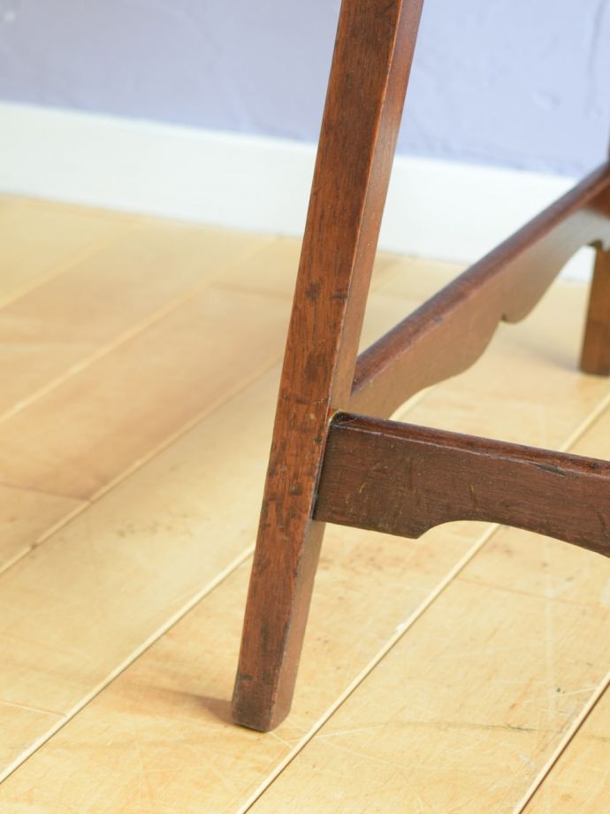 アンティーク家具の脚