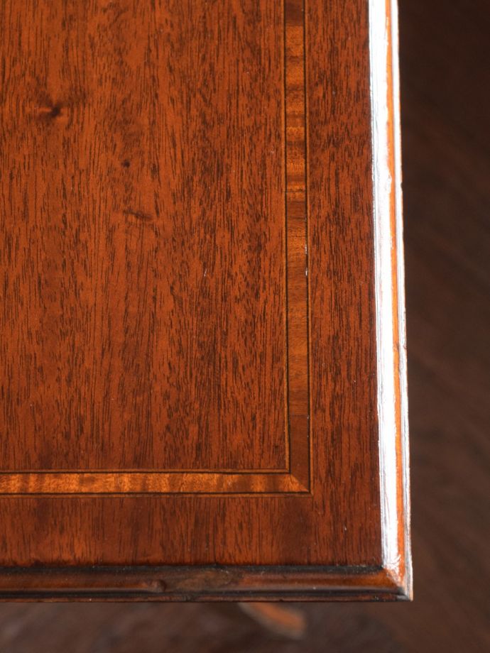 オケージョナルテーブルの天板