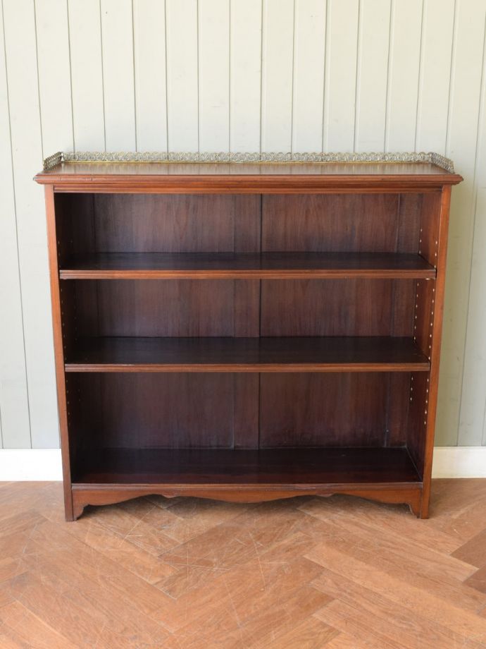 オープンシェルフの棚板