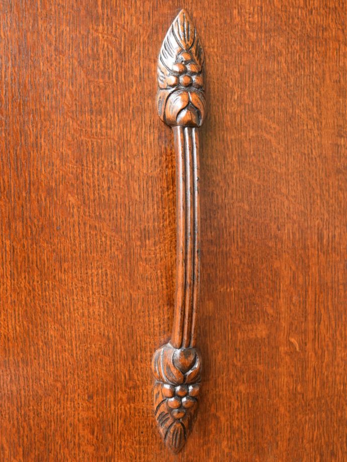 アンティーク家具の取っ手