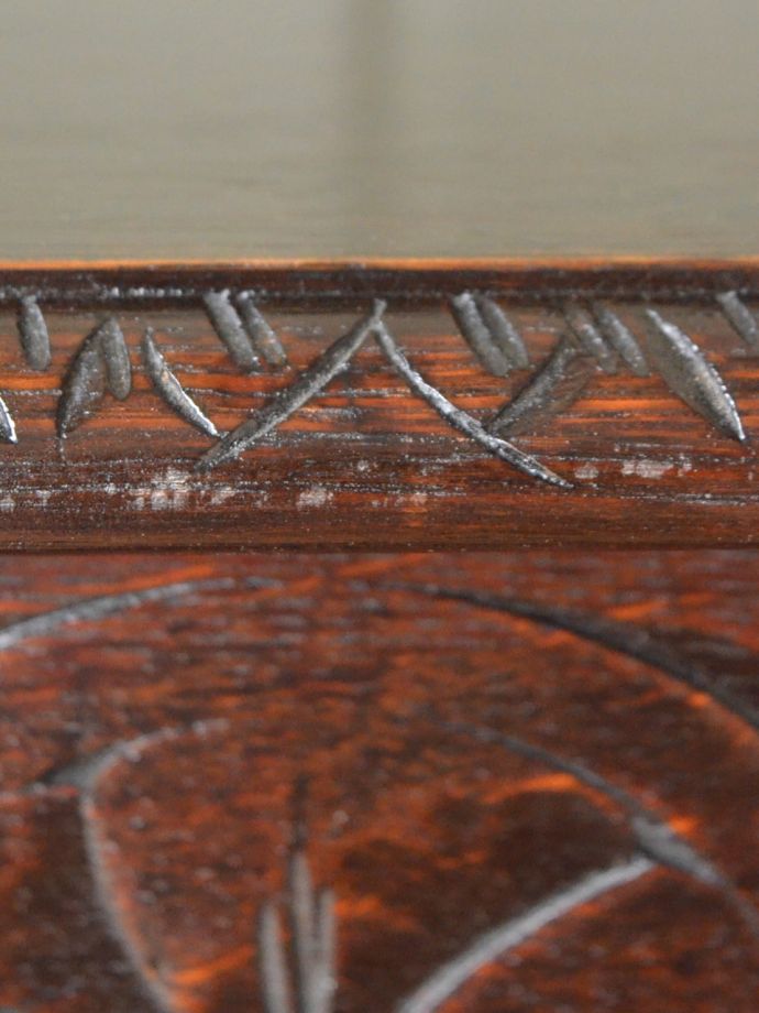 オープンシェルフの装飾