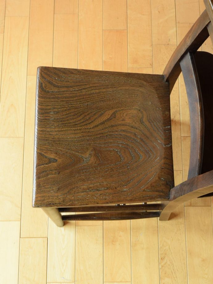 チャペルチェアの座面