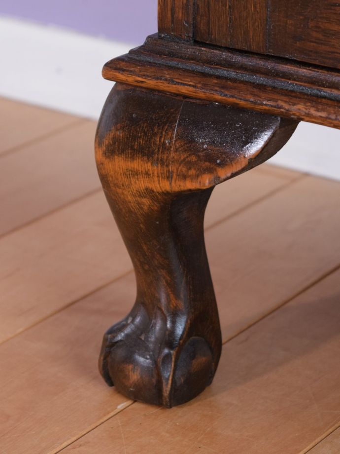 アンティーク家具の脚