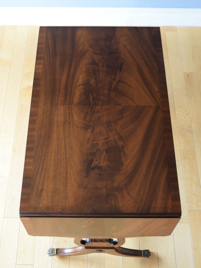 畳むとこんなにスリムなサイズ