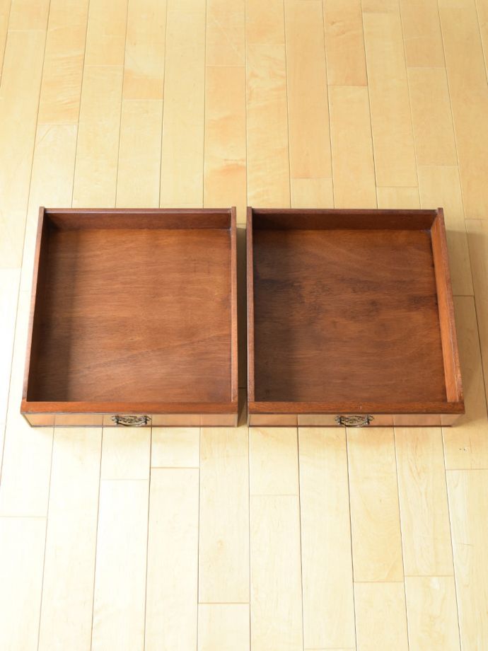 引き出しの中もキレイに修復しました