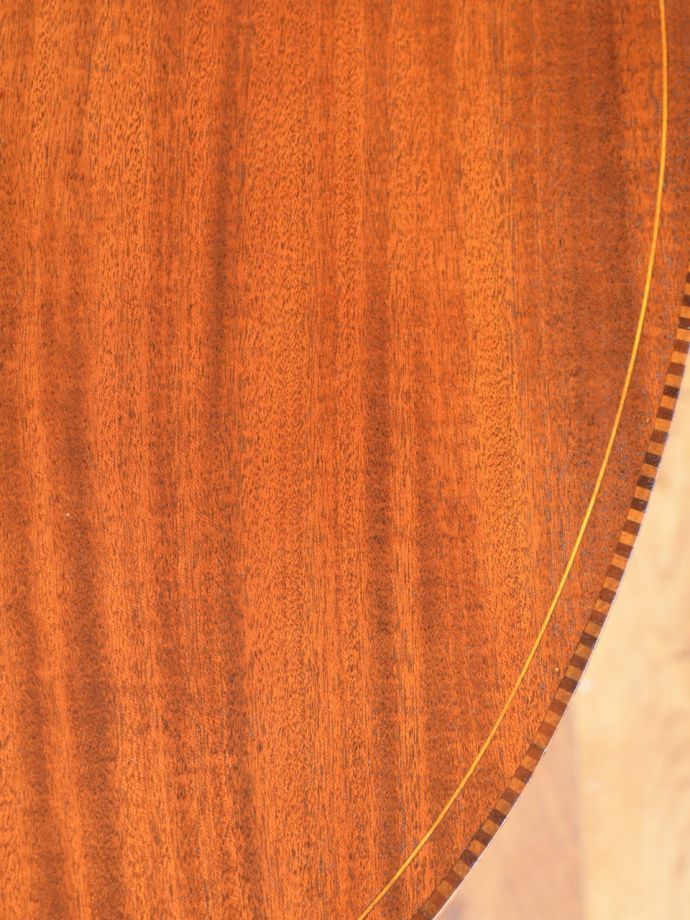 オケージョナルテーブルの天板