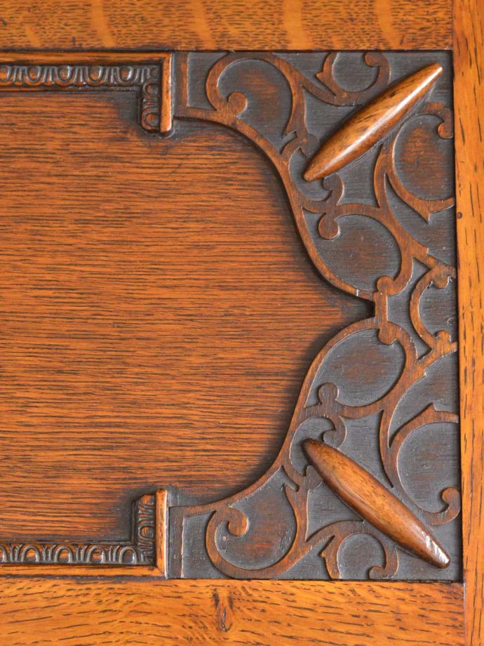 ビューローブックケースの装飾