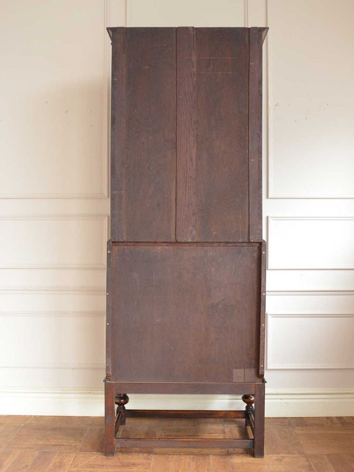 ビューローブックケースの後ろ姿