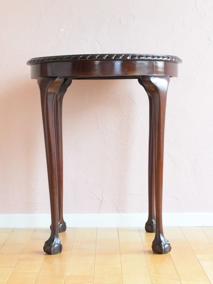 アンティーク家具の側面