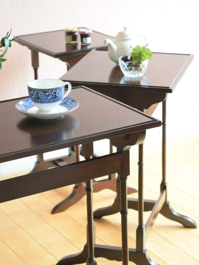 おしゃれなネストテーブル