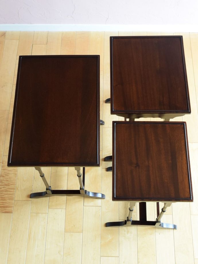 アンティークのテーブルの天板