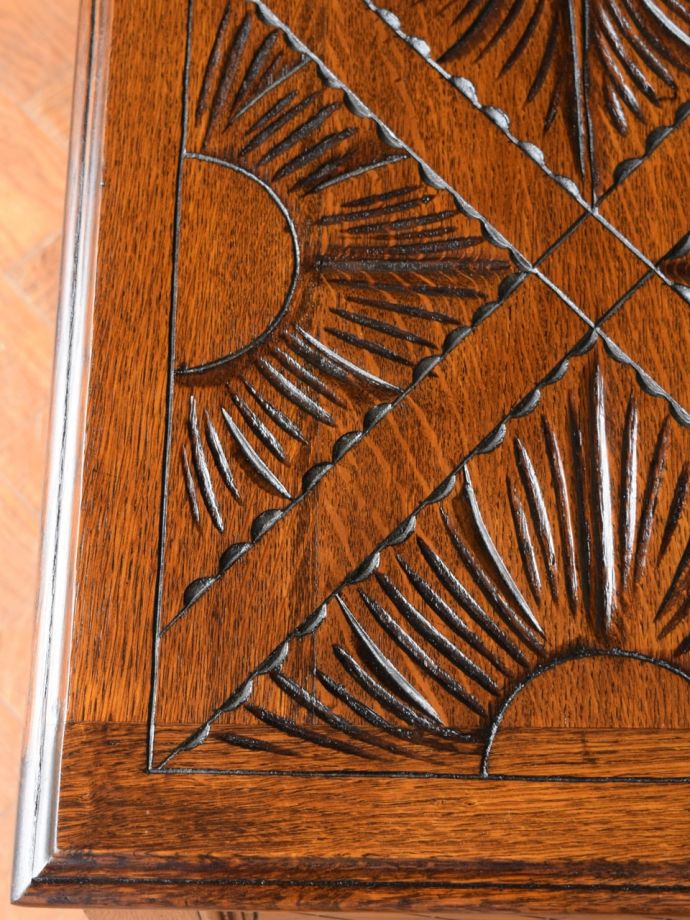 ブランケットボックスの天板