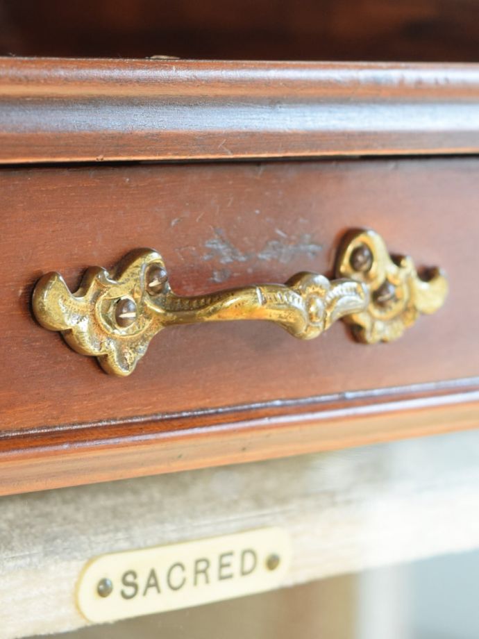 キャビネットの取っ手