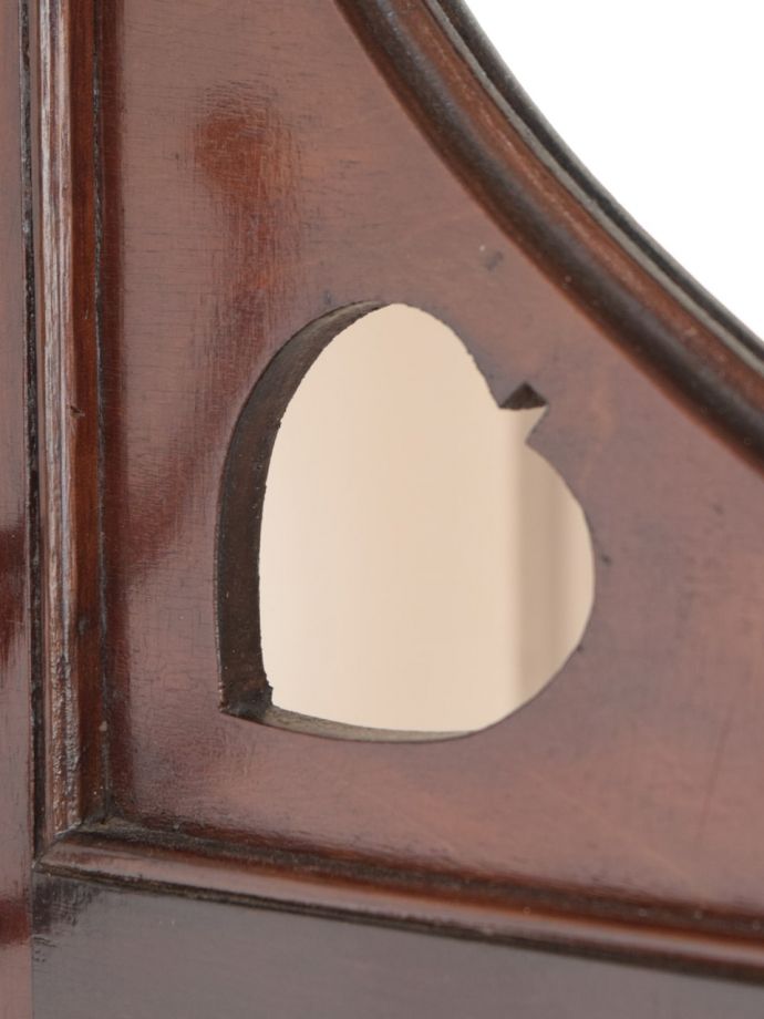 アンティーク家具の装飾