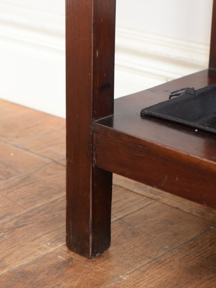 ホールスタンドの脚