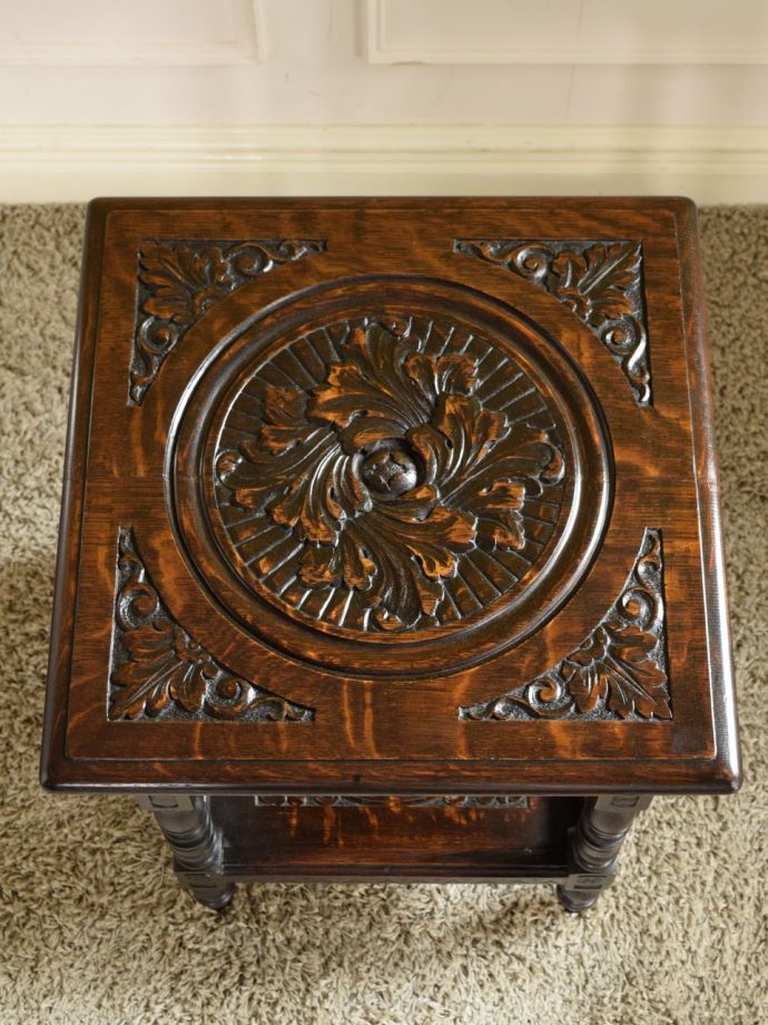 オケージョナルテーブルの天板