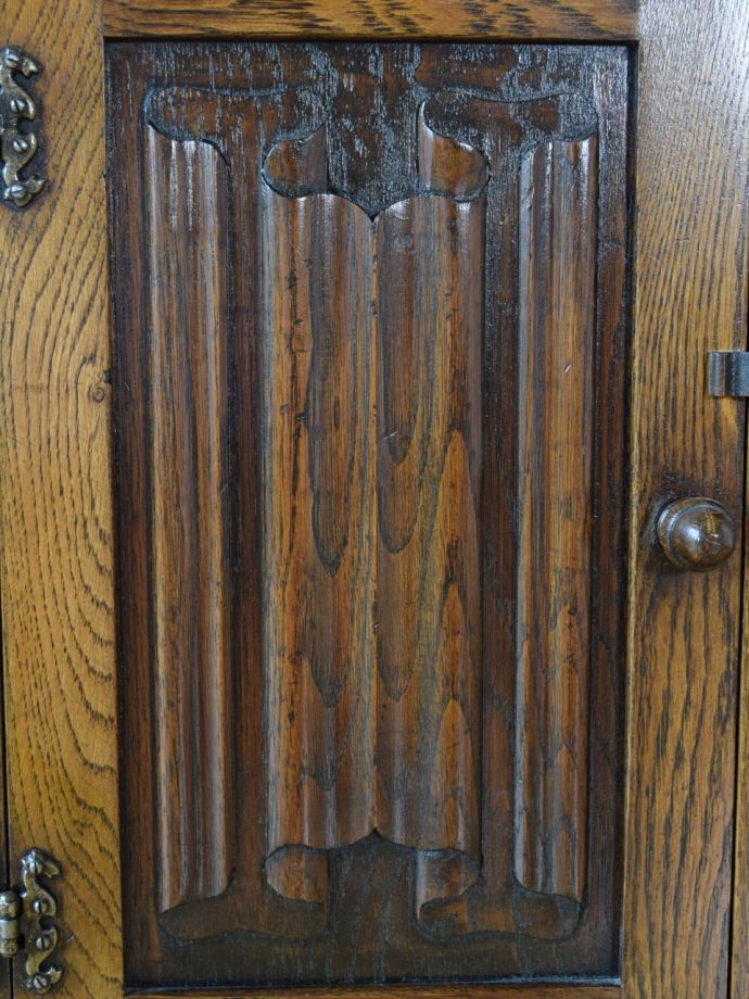 アンティークらしい装飾