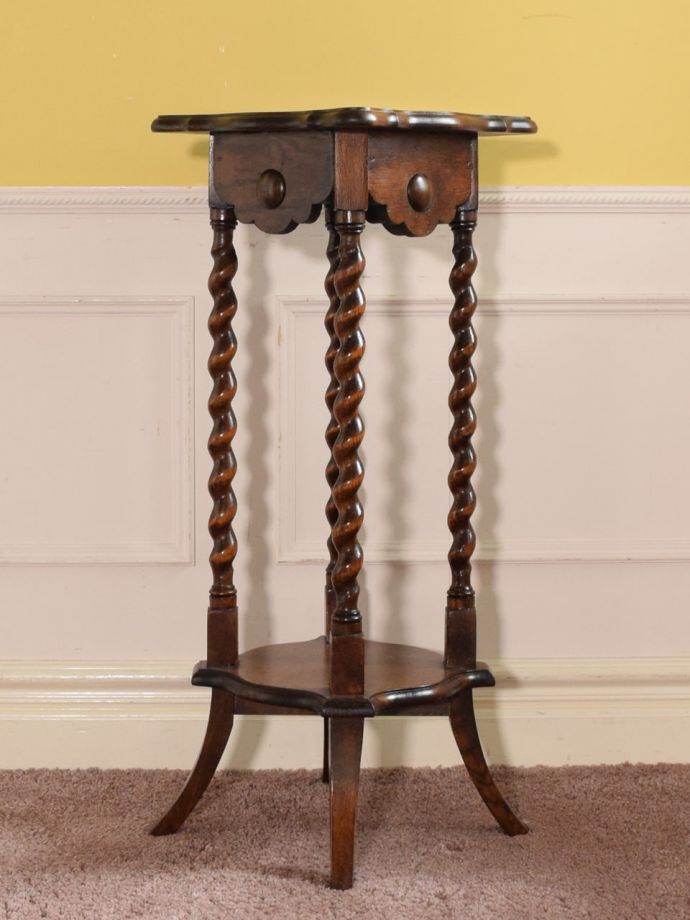 プランツスタンドの側面