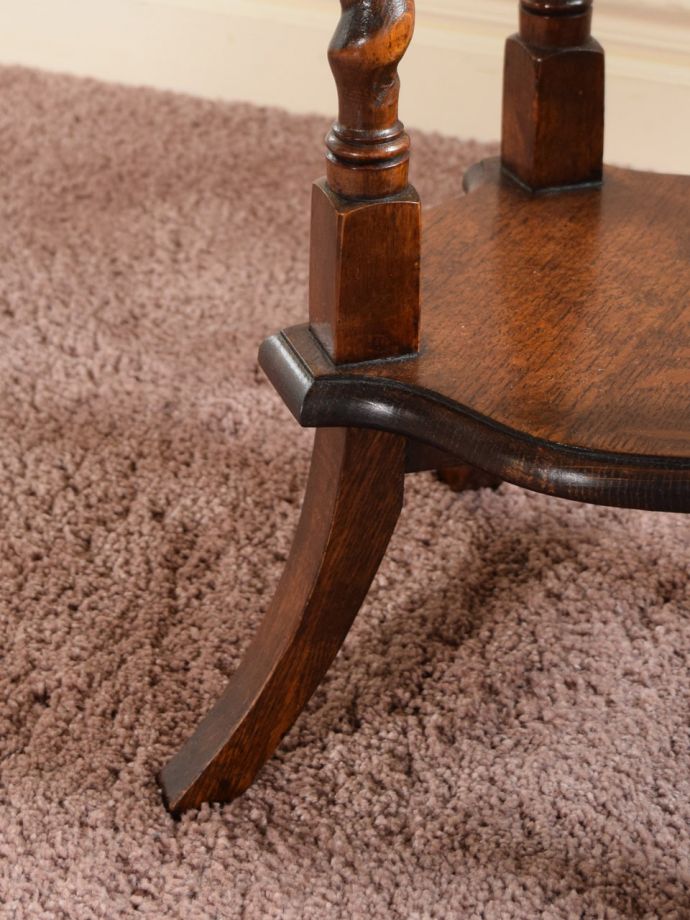 アンティーク家具の脚