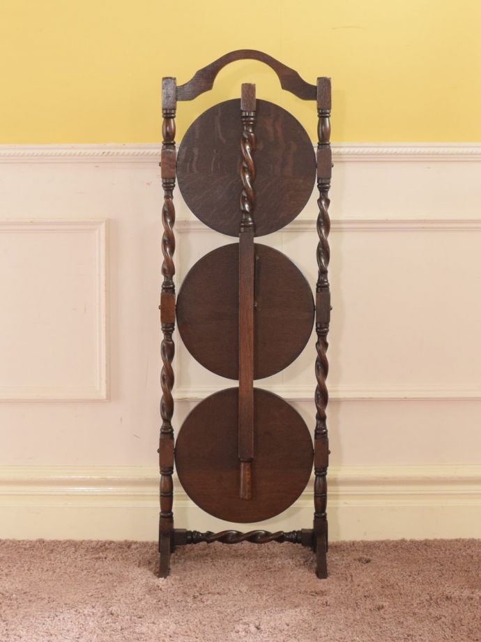 畳んだ時のケーキスタンド