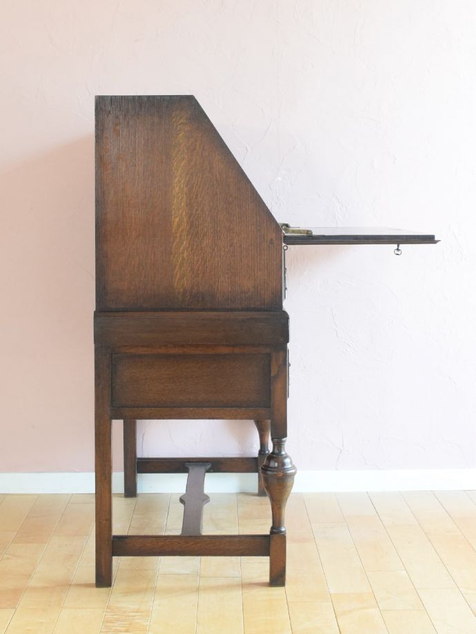 ライティングビューロー　ライティングデスク　ドイツ　家具　デスク　ビューロー 英国アンティークのライティングビューロー、オーク材の収納式デスク(q