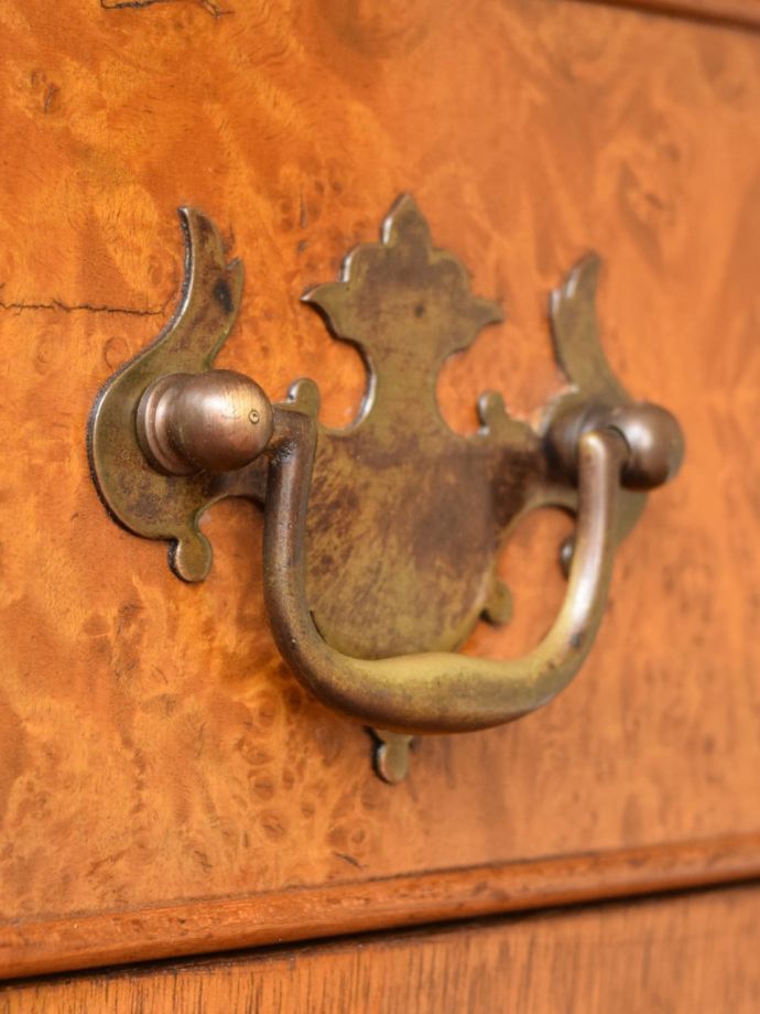 アンティークデスクの取っ手