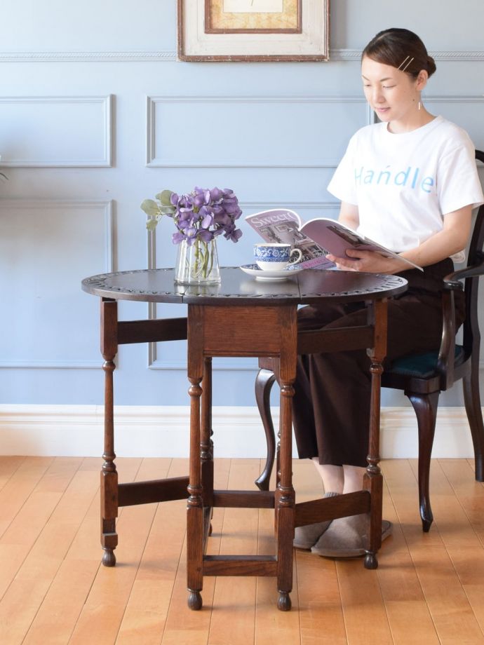 アンティークのゲートレッグテーブル