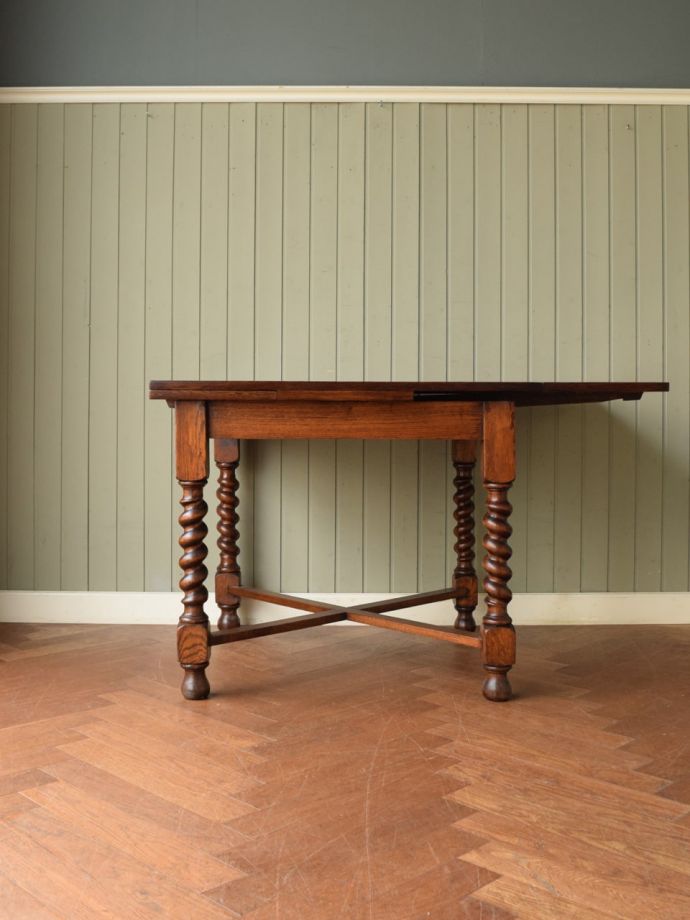 伸長式テーブルの大きさ