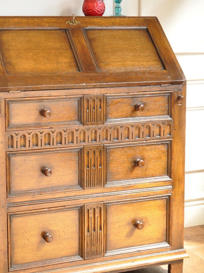 おしゃれなアンティークの家具