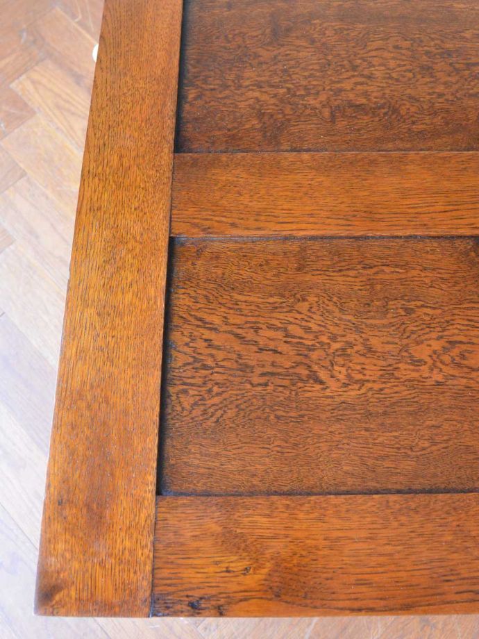 ブランケットボックスの天板