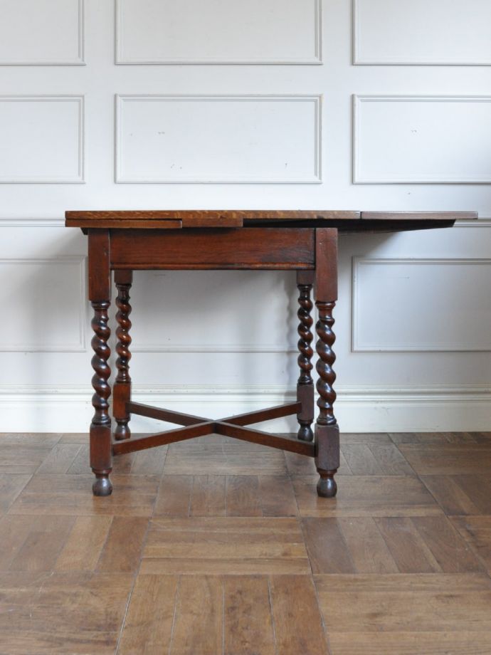 伸長式テーブルの大きさ