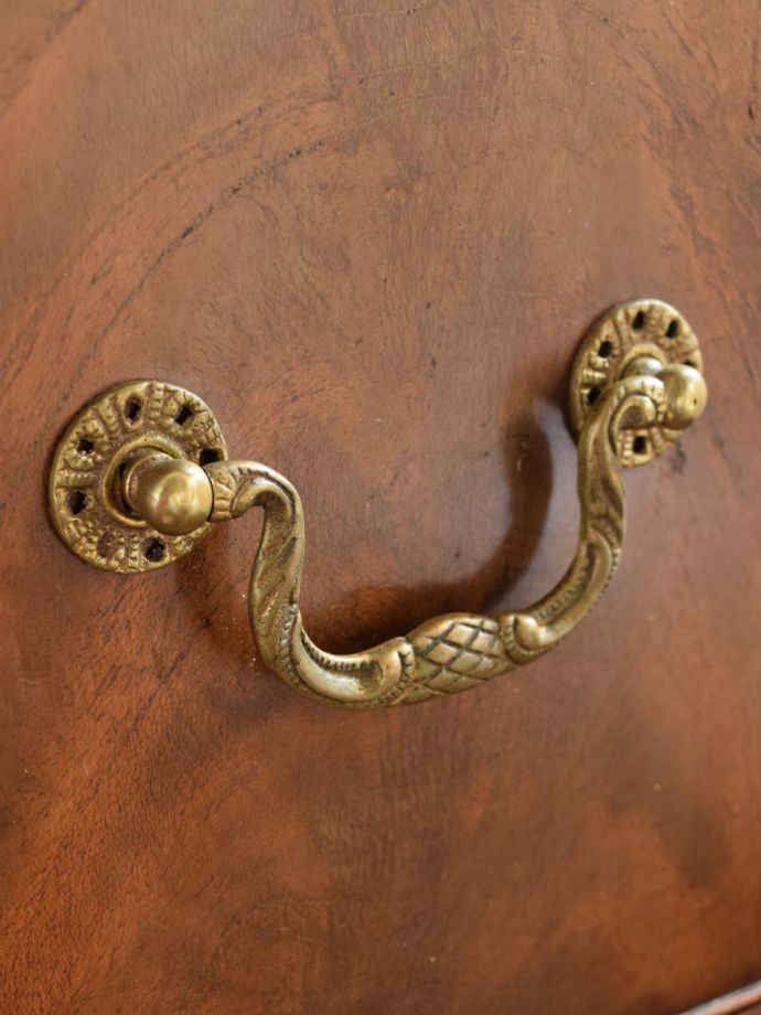 アンティークデスクの取っ手