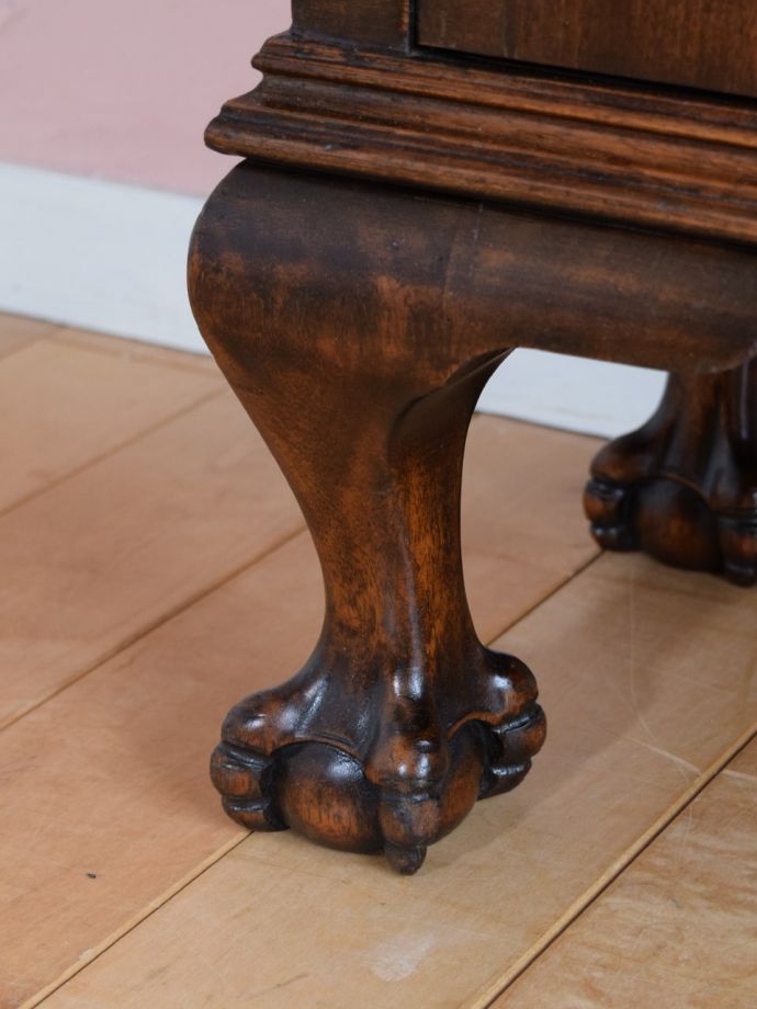 アンティーク家具の脚
