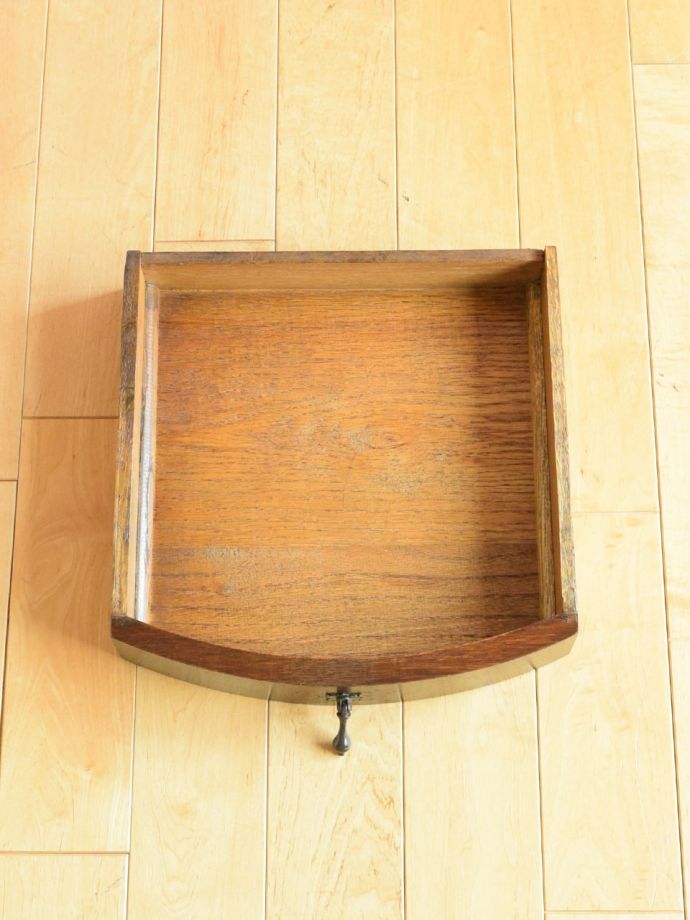 コンソールテーブルの引き出し