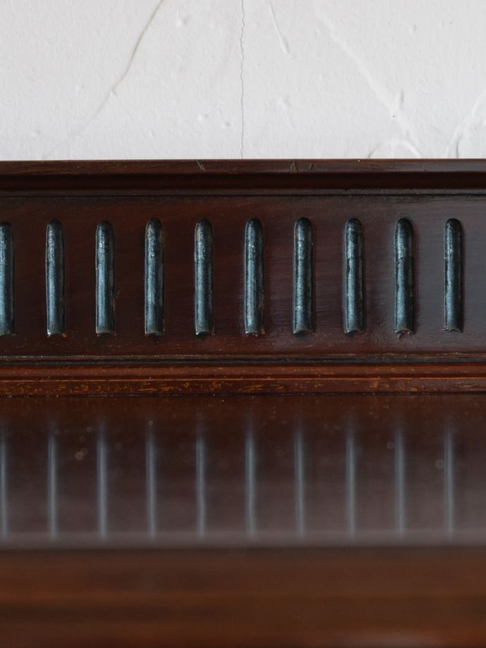 キャビネットの装飾