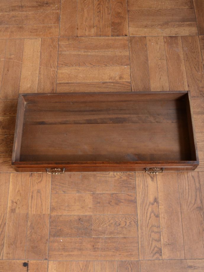 ウォッシュスタンドの引き出し