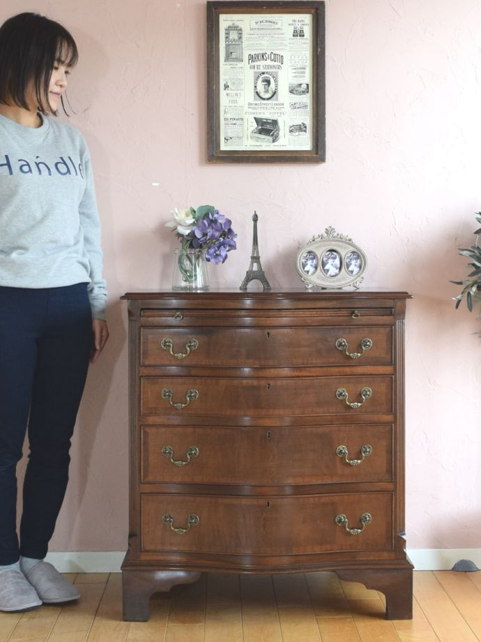 英国アンティークのチェスト