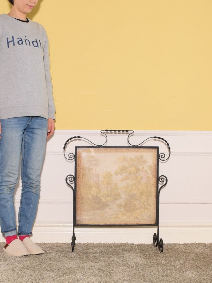 アンティークのスクリーン