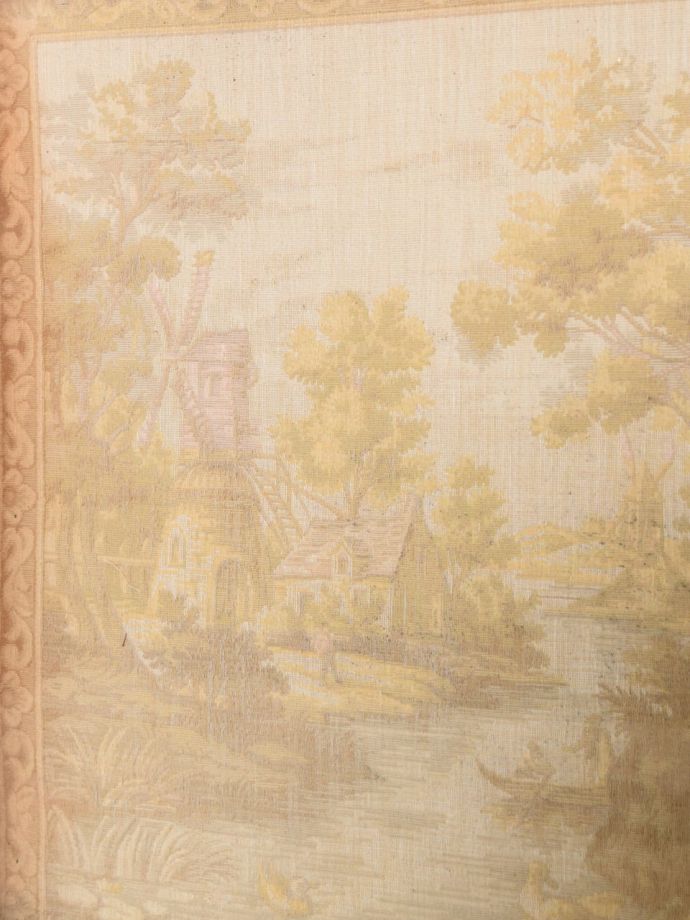 ファイヤースクリーンの生地