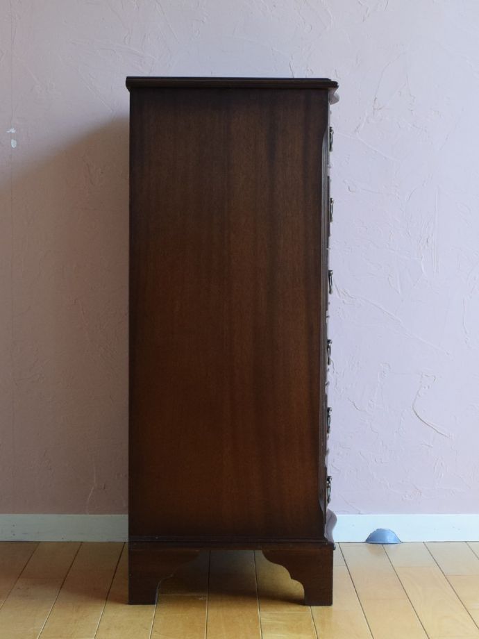 チェストの側面