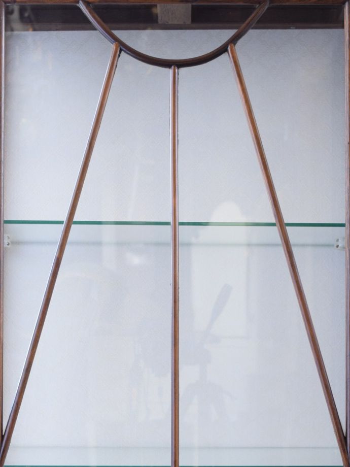 ガラス扉にある装飾