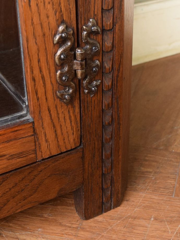 アンティーク家具の脚