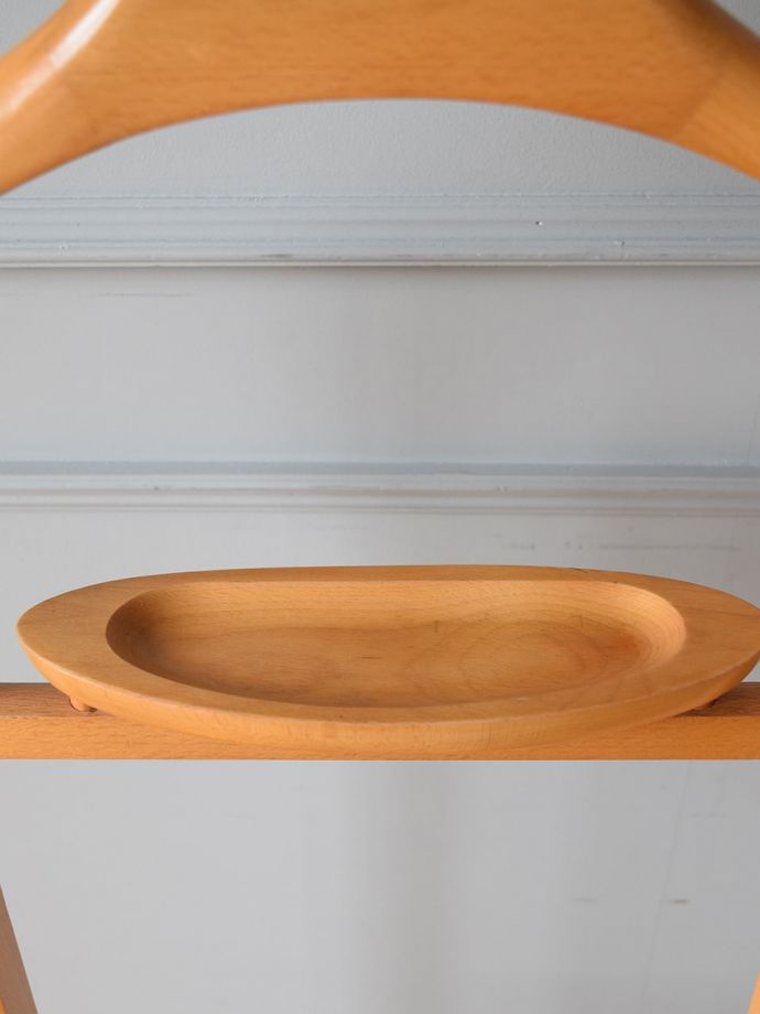 コートハンガーのトレー