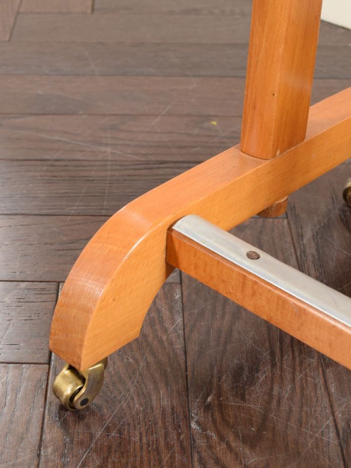 アンティーク家具の脚