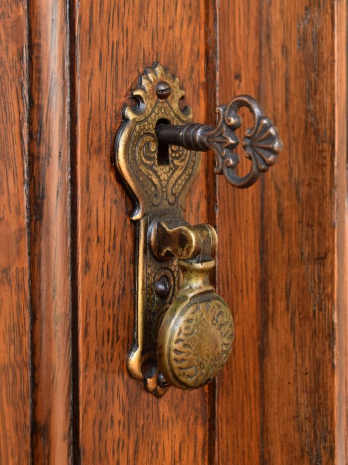 アンティーク家具の鍵