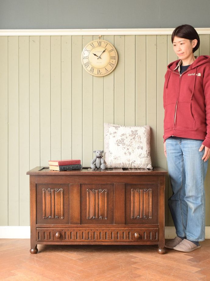 アンティークのブランケットボックス