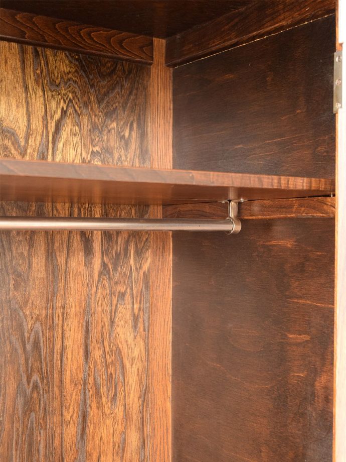 洋服タンスのポールとフック